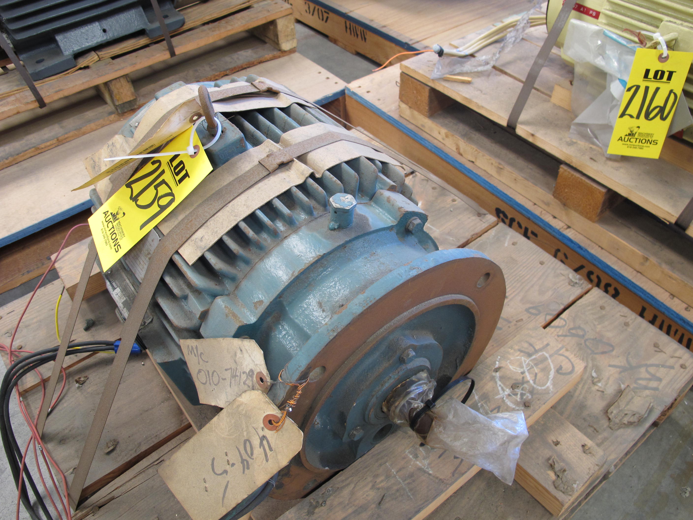 MOTOR, VALVE ACTUATOR TYPE, 19.2 HORSEPOWER, 460VAC 3 PHASE 60HZ ELEC RATING, 150 FT/LB START TORQUE, 3000 RPM, 256TY FRAME, 30 FT/LB RUN TORQUE, 25.7 AMPS, B INSULATION CLASS. SERVICE FACTOR 1.0, 1-1/16" DIA SHAFT WITH SLOT KEY, 195A NEMA LOCKED ROTOR CODE "J", FACE MOUNT, TEMPERATURE CLASS T30, PART # PPL-700-701 (W-44) LOADING & HANDLING FEE $15-